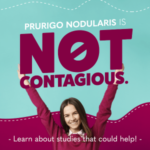 Woman holding a sign that says Prurigo nodularis is not contagious. 